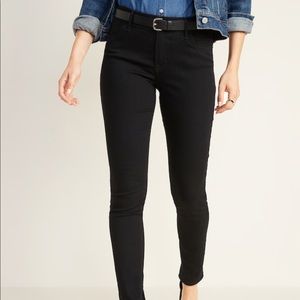 Old Navy Super Skinny Midrise size 12 black pants